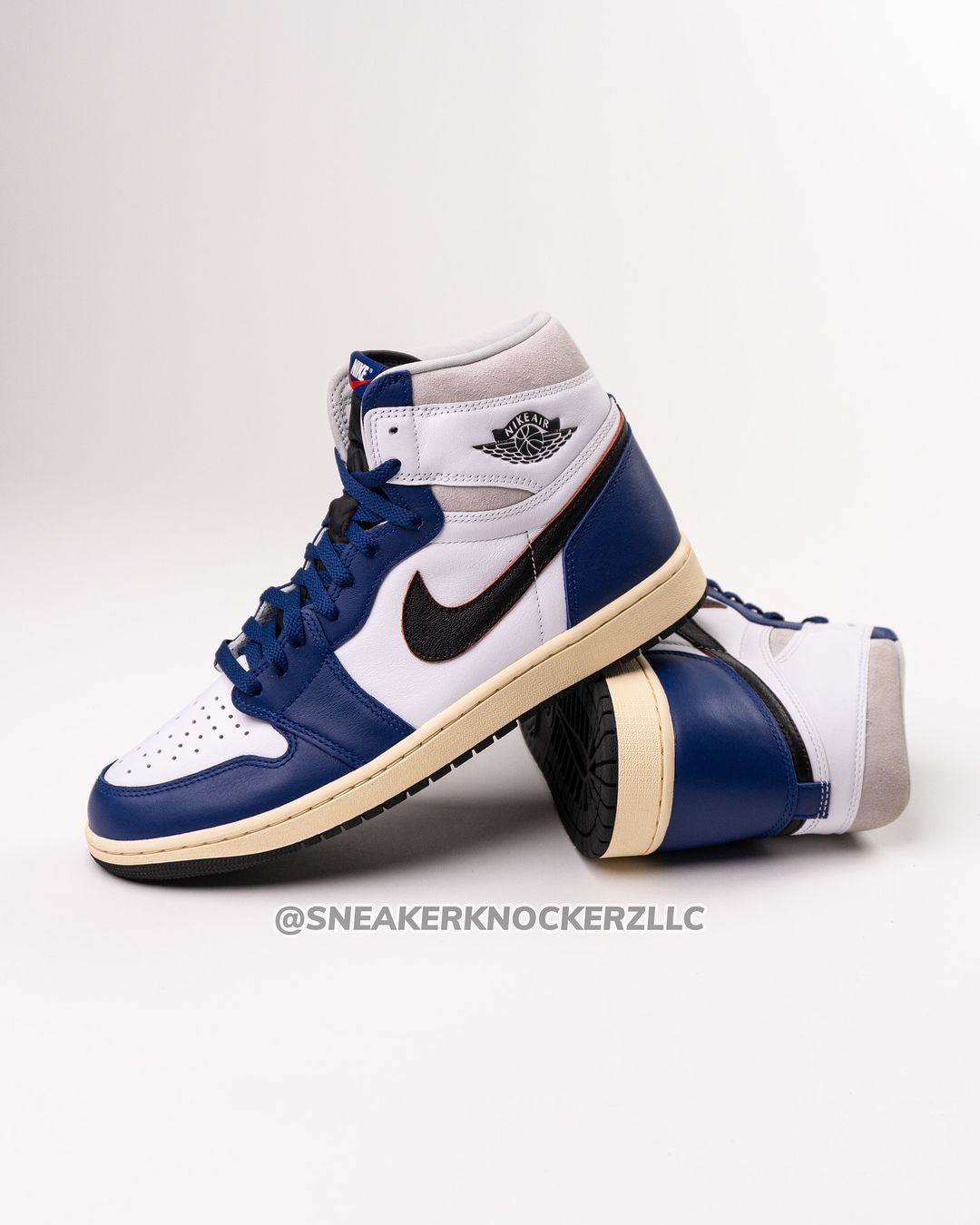 【国内 2025年 4/1 発売】NIKE AIR JORDAN 1 RETRO HIGH OG “White/Deep Royal Blue” (ナイキ エア ジョーダン 1 レトロ ハイ OG “ホワイト/ディープロイヤルブルー”) [DZ5485-100]