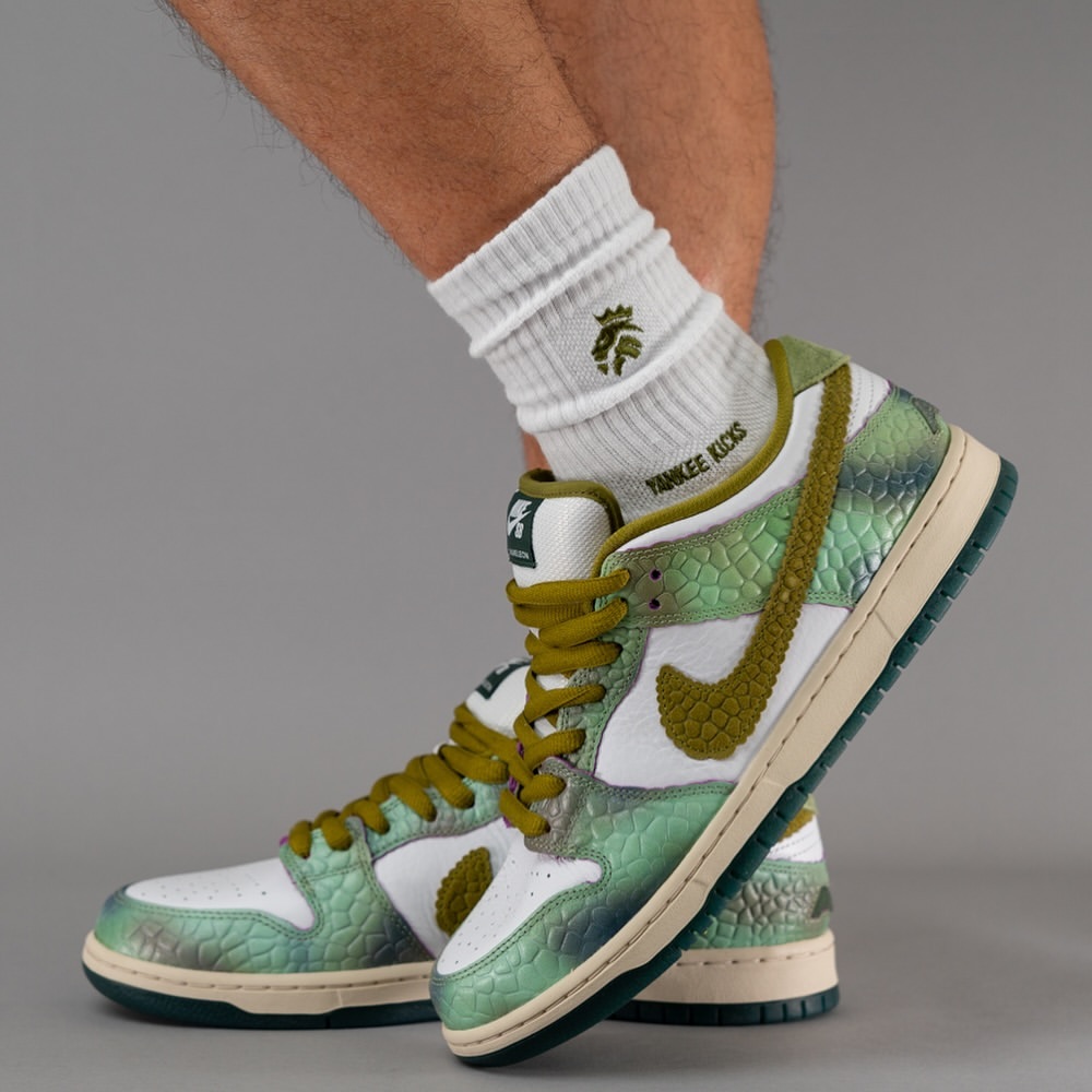 【国内 2024年 8/29 発売】Alexis Sablone x NIKE SB DUNK LOW (アレクシス・サブローン ナイキ SB ダンク ロー) [HJ3386-300]