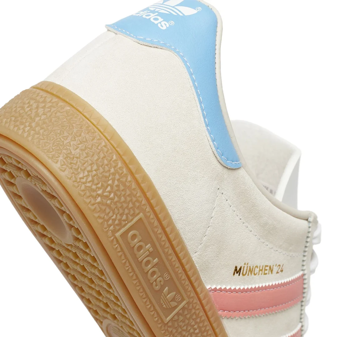 【2024年 5/6 発売】adidas Originals MUNCHEN 24 “Wonder Clay/Semi Blue Burst” (アディダス オリジナルス ミュンヘン “ホワイト/ブルー”) [IG6282]