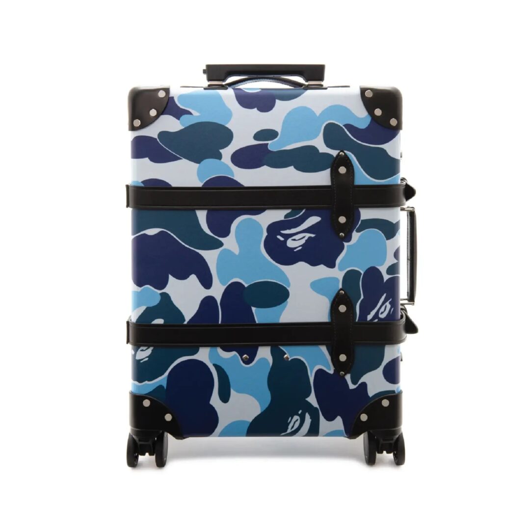 ラグジュアリーなトラベル・ライフスタイルブランド GLOBE-TROTTER × A BATHING APE コラボが2024年 4/17 発売 (グローブ・トロッター ア ベイシング エイプ)