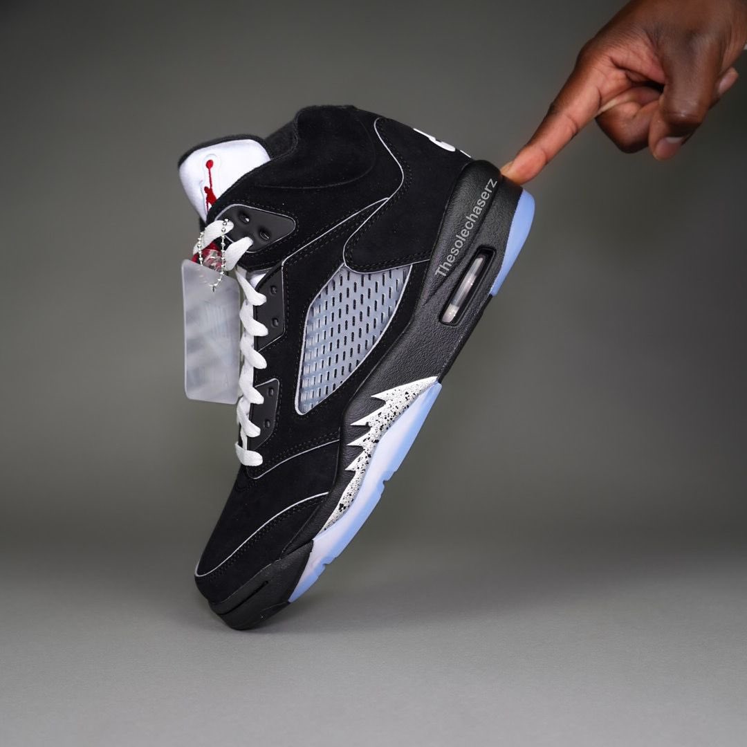 【2025年 2/8 or 2/15 復刻予定】ナイキ エア ジョーダン 5 “リイマジンド/ブラックメタリック” (NIKE AIR JORDAN 5 “Reimagined/Black Metallic”) [HF3975-001]