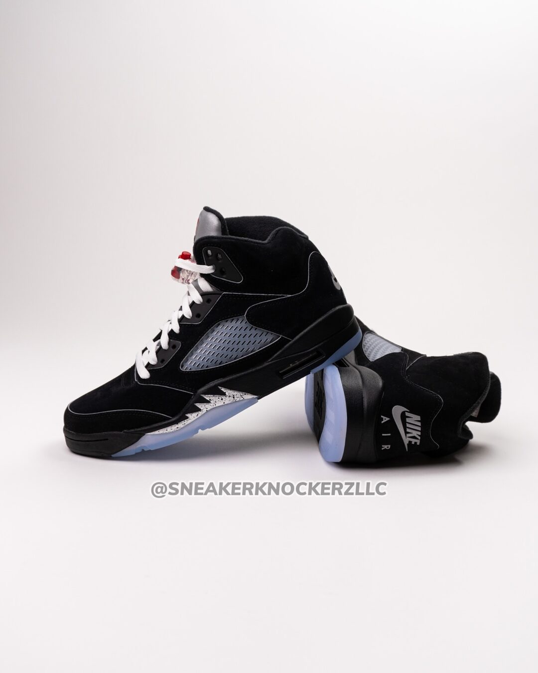 【2025年 2/8 or 2/15 復刻予定】ナイキ エア ジョーダン 5 “リイマジンド/ブラックメタリック” (NIKE AIR JORDAN 5 “Reimagined/Black Metallic”) [HF3975-001]