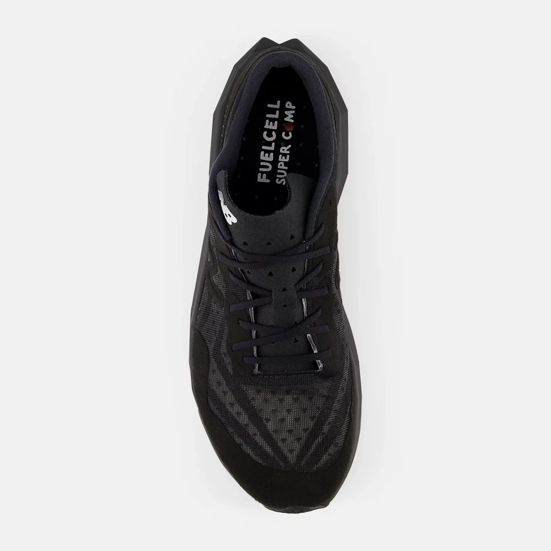 【2024年 5/23 発売】District Vision x New Balance FuelCell Supercomp Elite v4 “Black” (ディストリクト・ヴィジョン ニューバランス フューエルセル スーパーコンプ “ブラック”) [MRCELDV4]