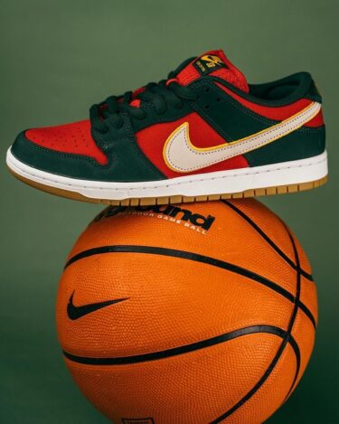 【2024年 11/27 発売】NIKE SB DUNK LOW PREMIUM "Seattle Supersonics" (ナイキ SB ダンク ロー プレミアム "シアトルスーパーソニックス") [FZ1287-300]