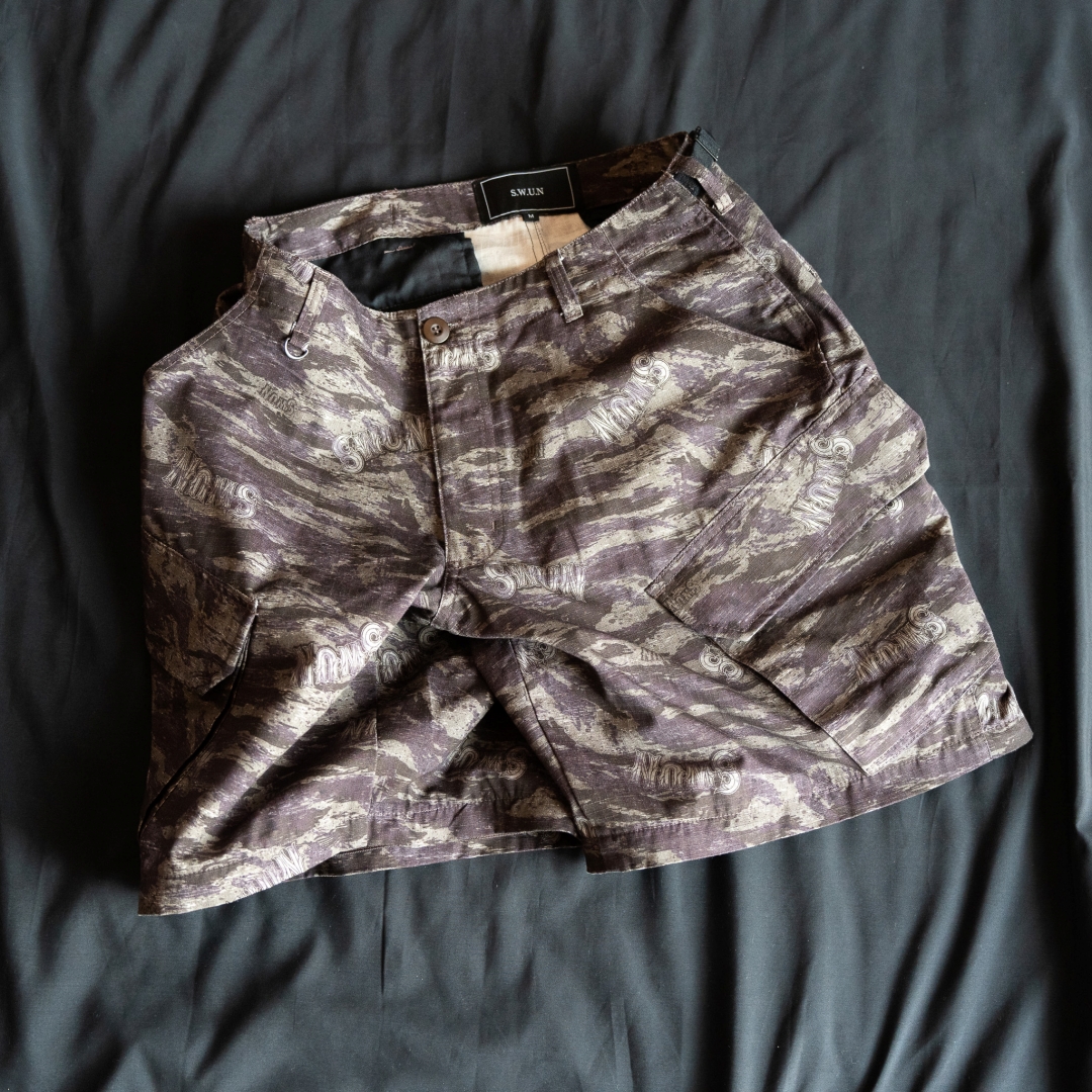 【抽選販売】S.W.U.N “Tiger Camo 2Way Cargo Pants” (エスダブルユーエヌ “タイガーカモ 2ウェイ カーゴパンツ”)