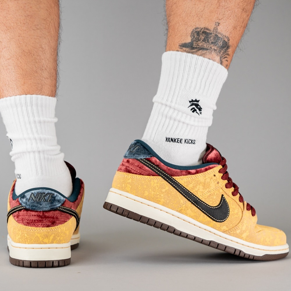 【2024年 12/14 発売予定】NIKE SB DUNK LOW “City Of Cinema” (ナイキ ダンク ロー “シティ オブ シネマ”) [FZ1278-200]