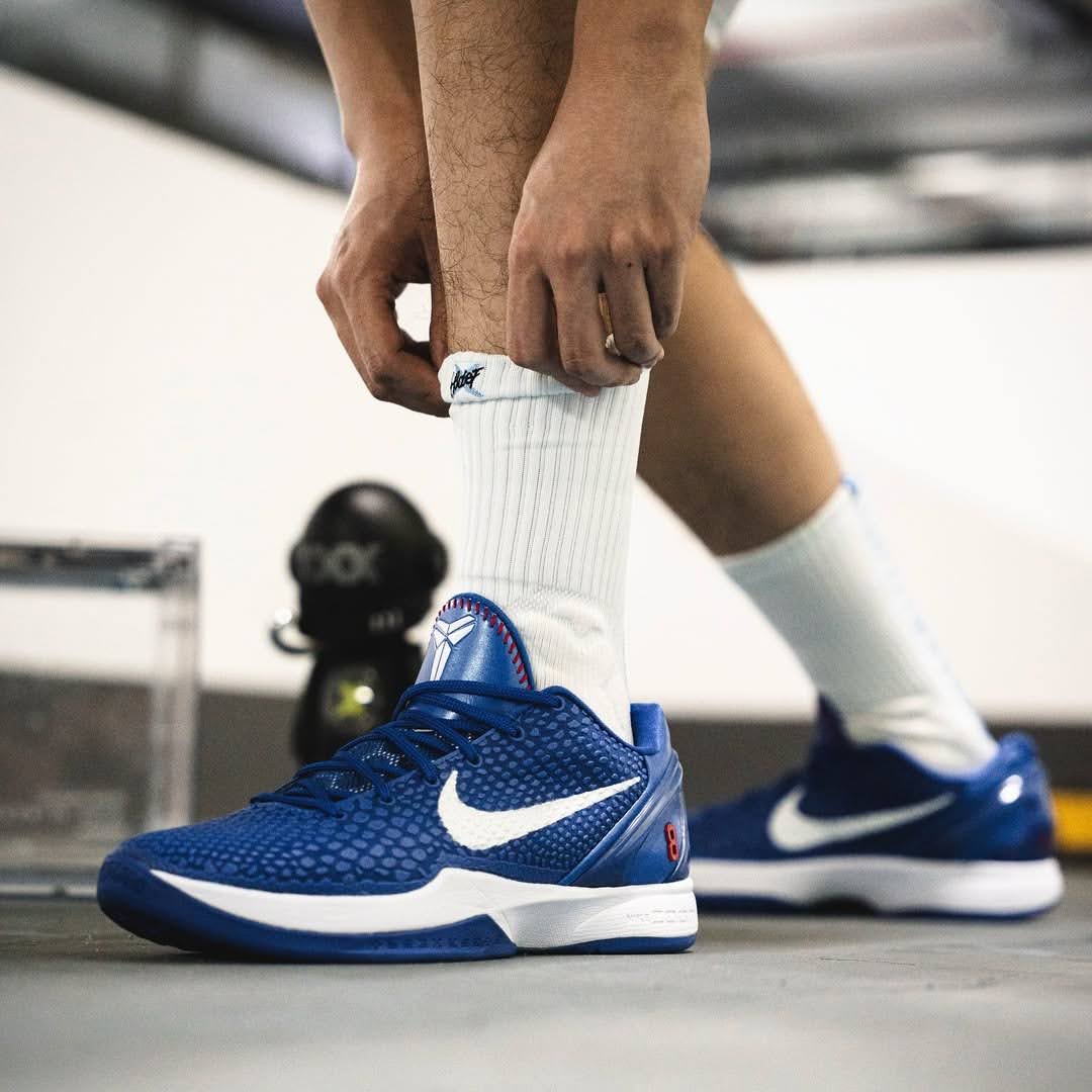 【2025年 4/13 発売予定】NIKE KOBE 6 “Dodgers/Game Royal” (ナイキ コービー 6 “ドジャース/ゲームロイヤル”) [CW2190-400]