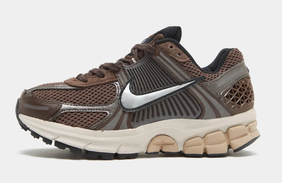 【2024年 発売予定】NIKE ZOOM VOMERO 5 “Chocolate Brown” (ナイキ ズーム ボメロ 5 “チョコレートブラウン”) [FN6742-201]