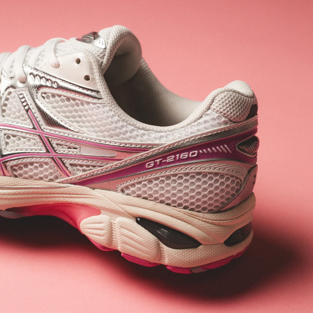 ASICS GT-2160 “White/Sweet Pink” (アシックス) [1203A275.107]