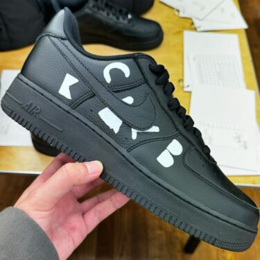【2025 SS】Black COMME des GARCONS × NIKE AIR FORCE 1 LOW (ブラック コム デ ギャルソン ナイキ エア フォース 1 ロー)