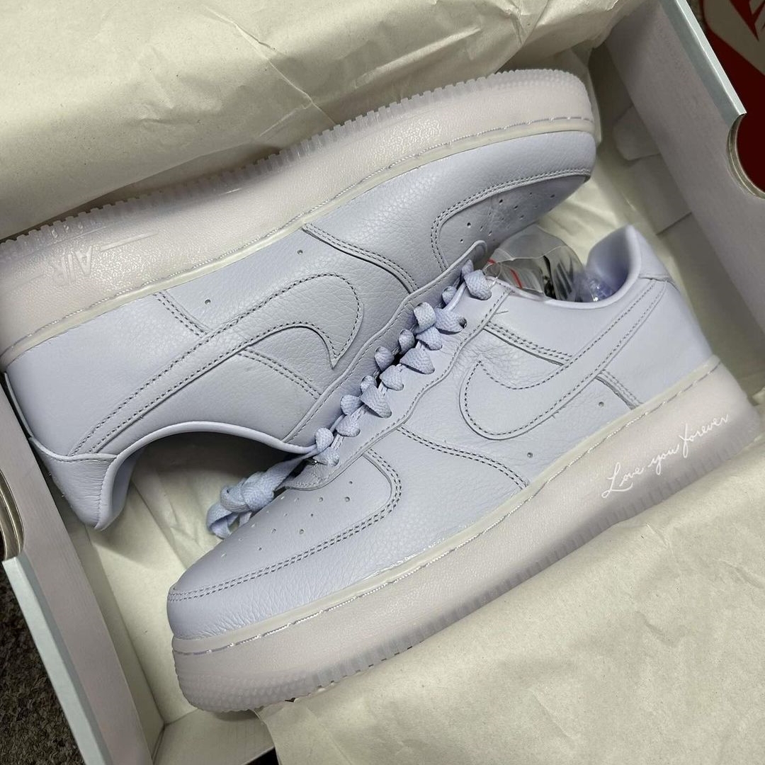 【2025年 春 発売予定】DRAKE x NIKE AIR FORCE 1 LOW SP “WHITE/COBALT TINT” (ドレイク × ナイキ エア フォース 1 ロー "ホワイト/コバルトティント") [CZ8065-101]