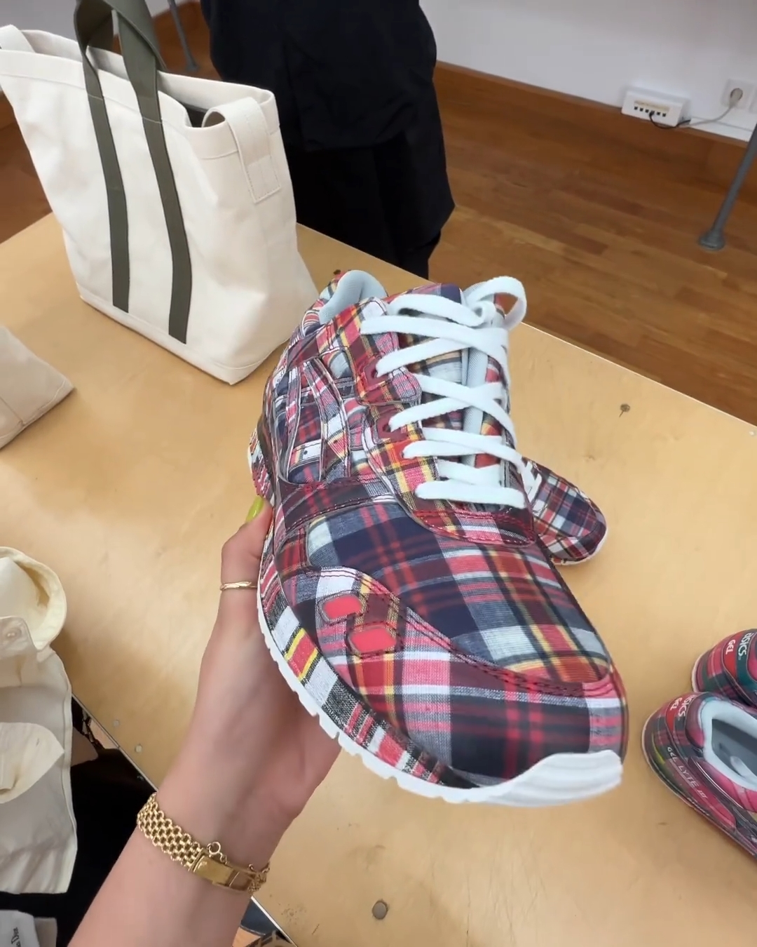 【2025 SS】COMME des GARÇONS SHIRT × ASICS GEL-LYTE III “Tartan Check” (コム デ ギャルソン・シャツ アシックス ゲルライト 3 “タータンチェック”)