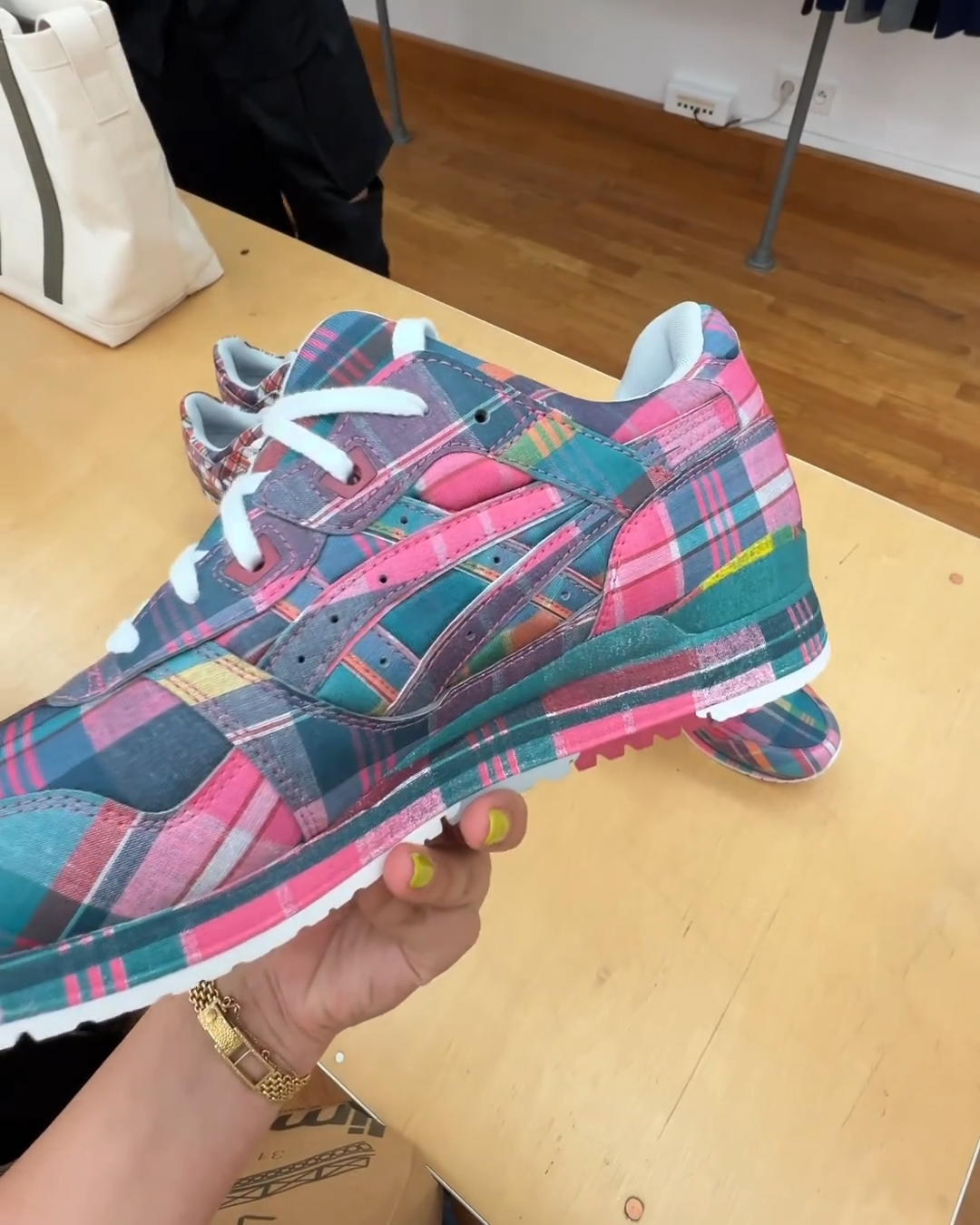 【2025 SS】COMME des GARÇONS SHIRT × ASICS GEL-LYTE III “Tartan Check” (コム デ ギャルソン・シャツ アシックス ゲルライト 3 “タータンチェック”)