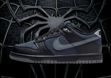 【2024年末 発売予定】NIKE DUNK LOW “Black Spider-Man” (ナイキ ダンク ロー “ブラックスパイダーマン)