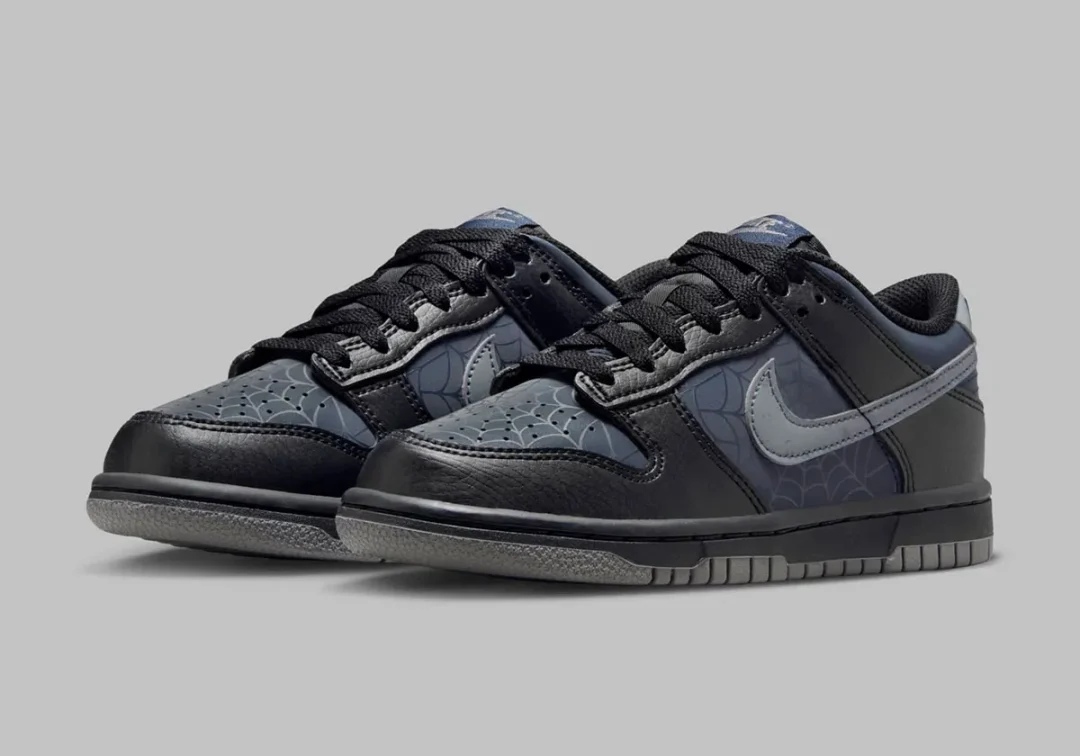 【2024年 10月 発売予定】NIKE DUNK LOW “Black Spider-Man” (ナイキ ダンク ロー “ブラックスパイダーマン) [HQ3815-001]