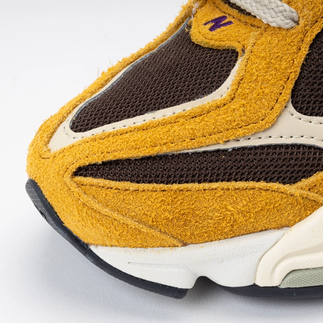 New Balance U9060 SRB “Butterscotch/Dark Mushroom” (ニューバランス) [U9060SRB]