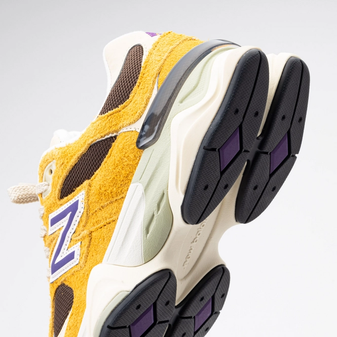 New Balance U9060 SRB “Butterscotch/Dark Mushroom” (ニューバランス) [U9060SRB]