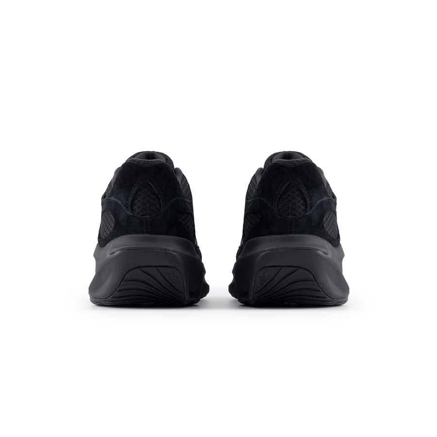 【国内 2024年 7/19 発売】New Balance WARPED RUNNER UWRPDCCA “Triple Black” (ニューバランス ワープドランナー)