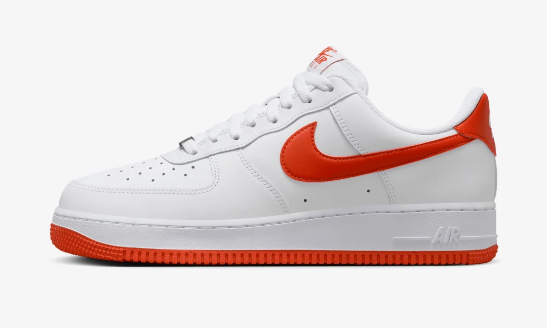 【2024年 7/13 発売】ナイキ エア フォース 1 ロー “ホワイト/ドラゴンレッド″ (NIKE AIR FORCE 1 LOW “White/Dragon Red”) [FJ4146-106]