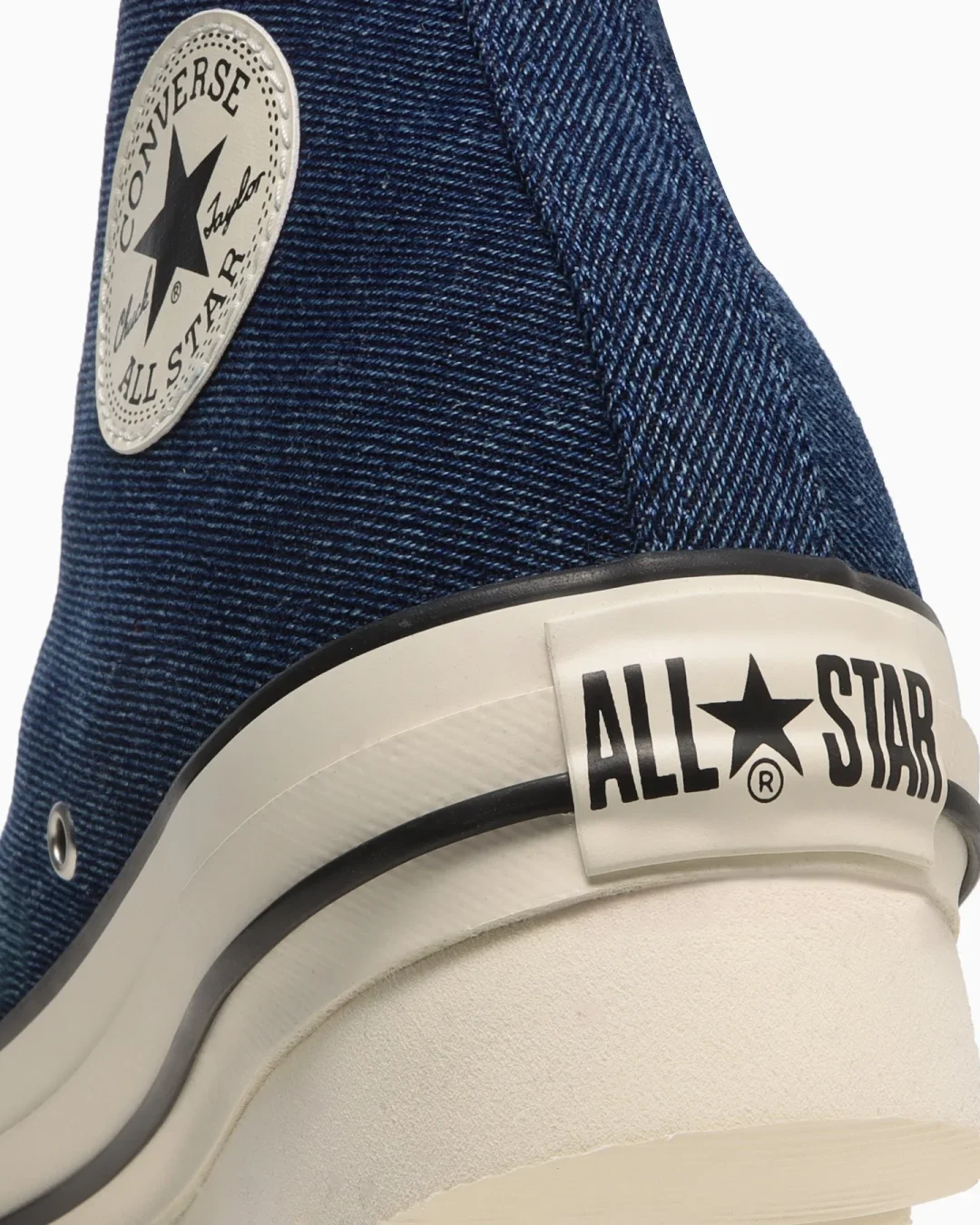 【2024年 7/26 発売】デニム素材をアッパーに使用した CONVERSE ALL STAR SHARKSOLE DM HI (コンバース オールスター シャークソール)