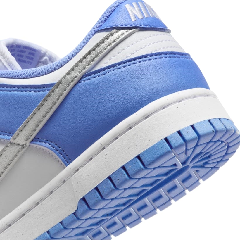 【2024年末 発売予定】NIKE WMNS DUNK LOW “Next Nature/Royal Pulse/White” (ナイキ ウィメンズ ダンク ロー “ネクスト ネイチャー/ロイヤルパルス/ホワイト”) [DD1873-402]