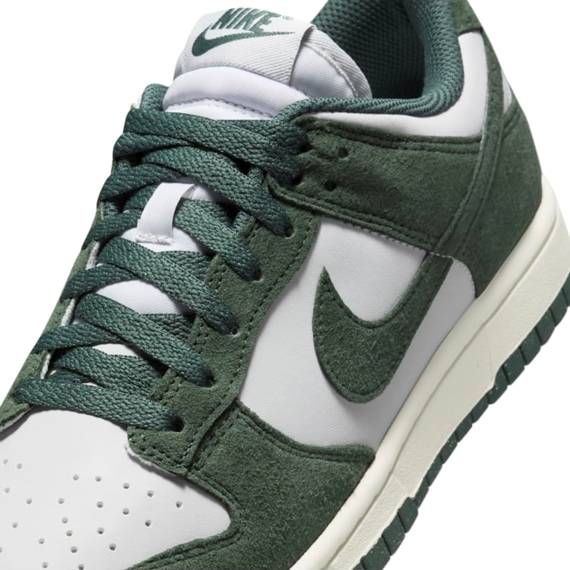 【2024年 発売予定】ナイキ ダンク ロー “ネクスト ネイチャー/グリーンスエード” (NIKE DUNK LOW “Next Nature/Green Suede”) [HJ7673-002]