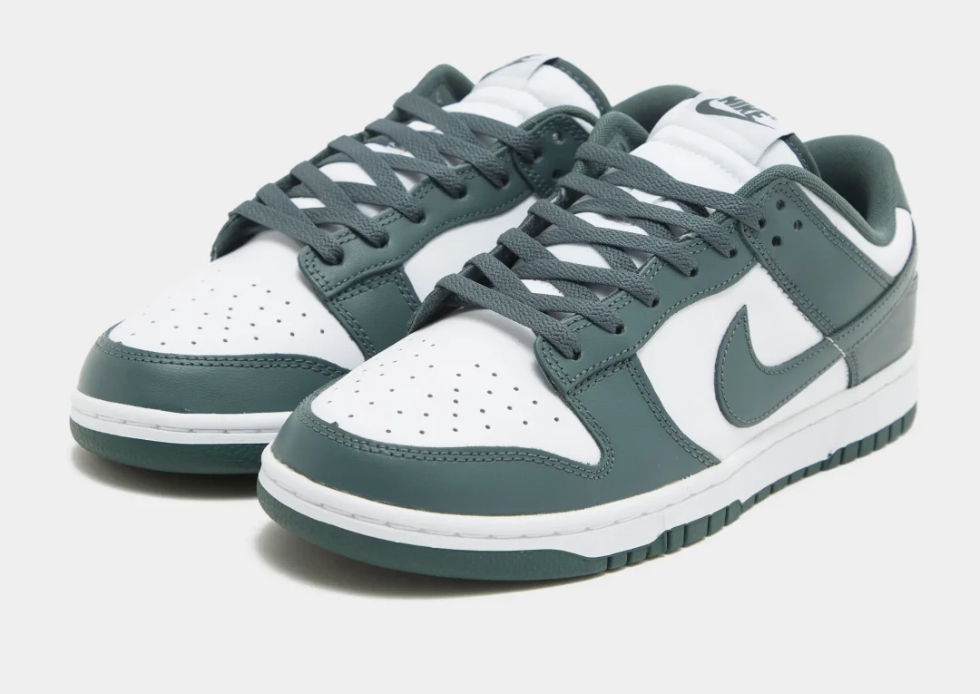 【2024年 12/25 発売予定】NIKE DUNK LOW “White/Vintage Green” (ナイキ ダンク ロー “ホワイト/ビンテージグリーン”) [DV0833-111]