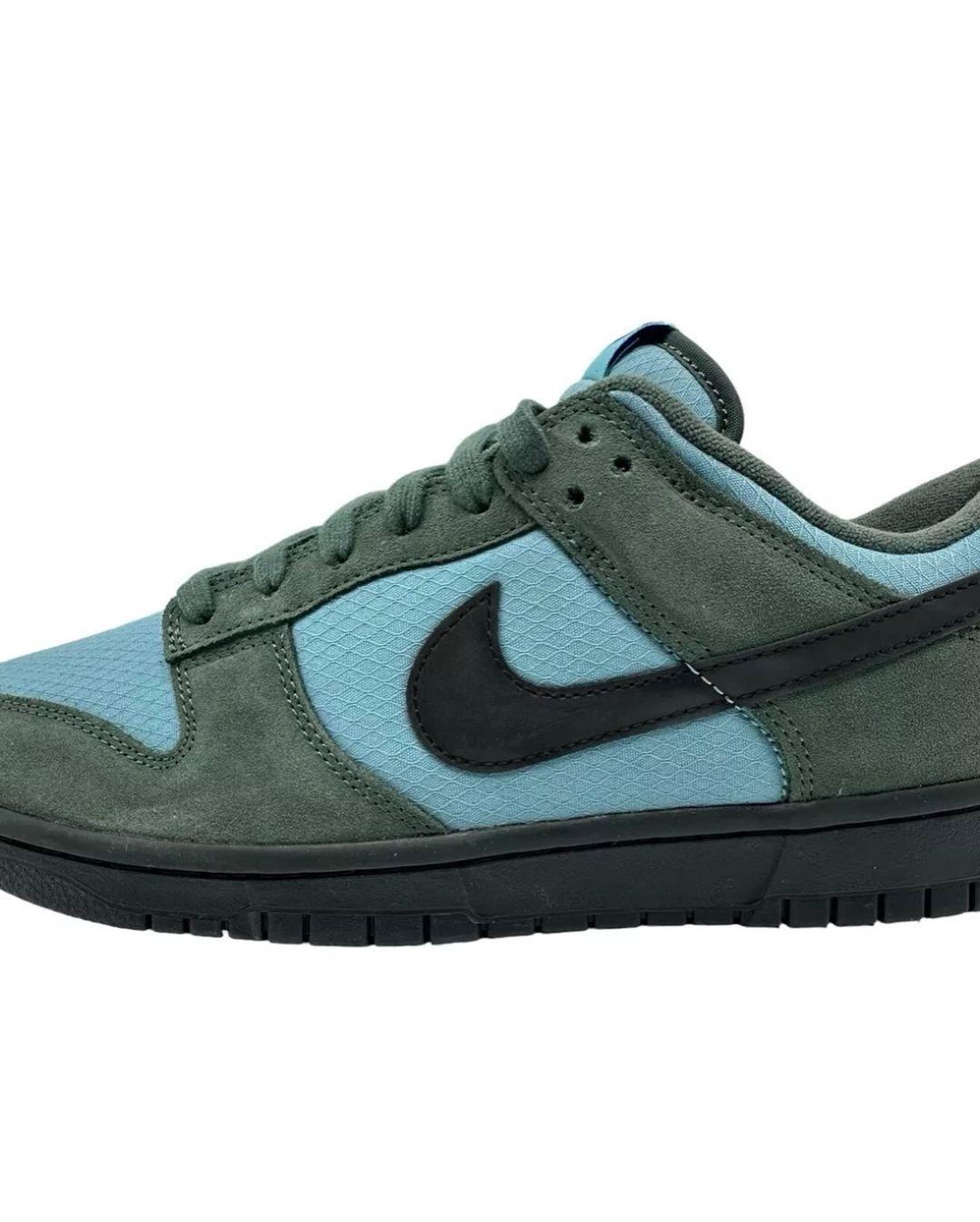 【2024年末 発売予定】NIKE DUNK LOW RETRO SE “Blue/Green” (ナイキ ダンク ロー レトロ “ブルー/グリーン”)