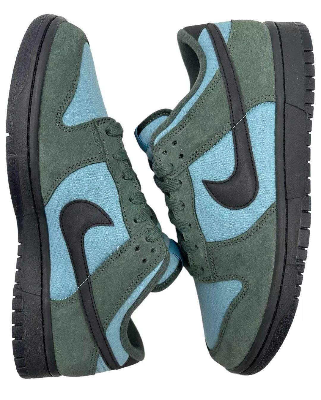 【2024年末 発売予定】NIKE DUNK LOW RETRO SE “Blue/Green” (ナイキ ダンク ロー レトロ “ブルー/グリーン”)