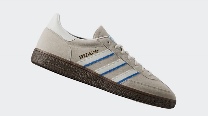 【2024年 7/26 発売】adidas Originals HANDBALL SPEZIAL “Alumina/White/Bright Blue” (アディダス オリジナルス ハンドボール スペツィアル “アルミナ/ホワイト/ブライトブルー”) [IH9962]