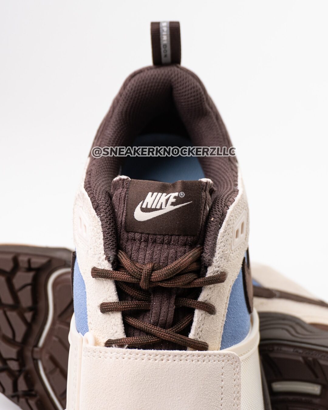 【2025年 春 発売予定】Travis Scott × NIKE ZOOM FIELD JAXX “Leche Blue” (トラビス・スコット ナイキ ズーム フィールド ジャックス “レチェブルー”) [HQ3072-400]