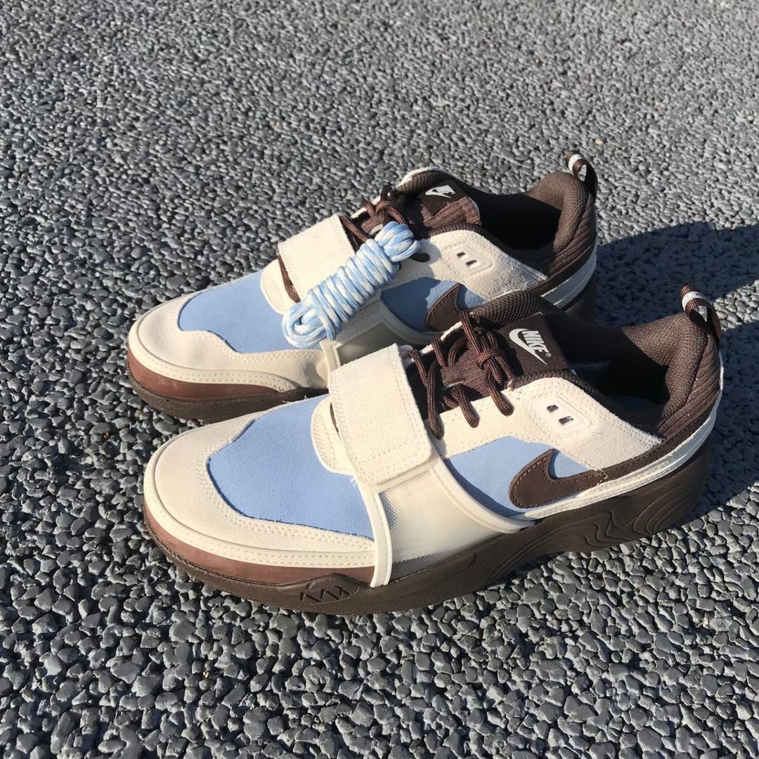 【2025年 春 発売予定】Travis Scott × NIKE ZOOM FIELD JAXX “Leche Blue” (トラビス・スコット ナイキ ズーム フィールド ジャックス “レチェブルー”) [HQ3072-400]