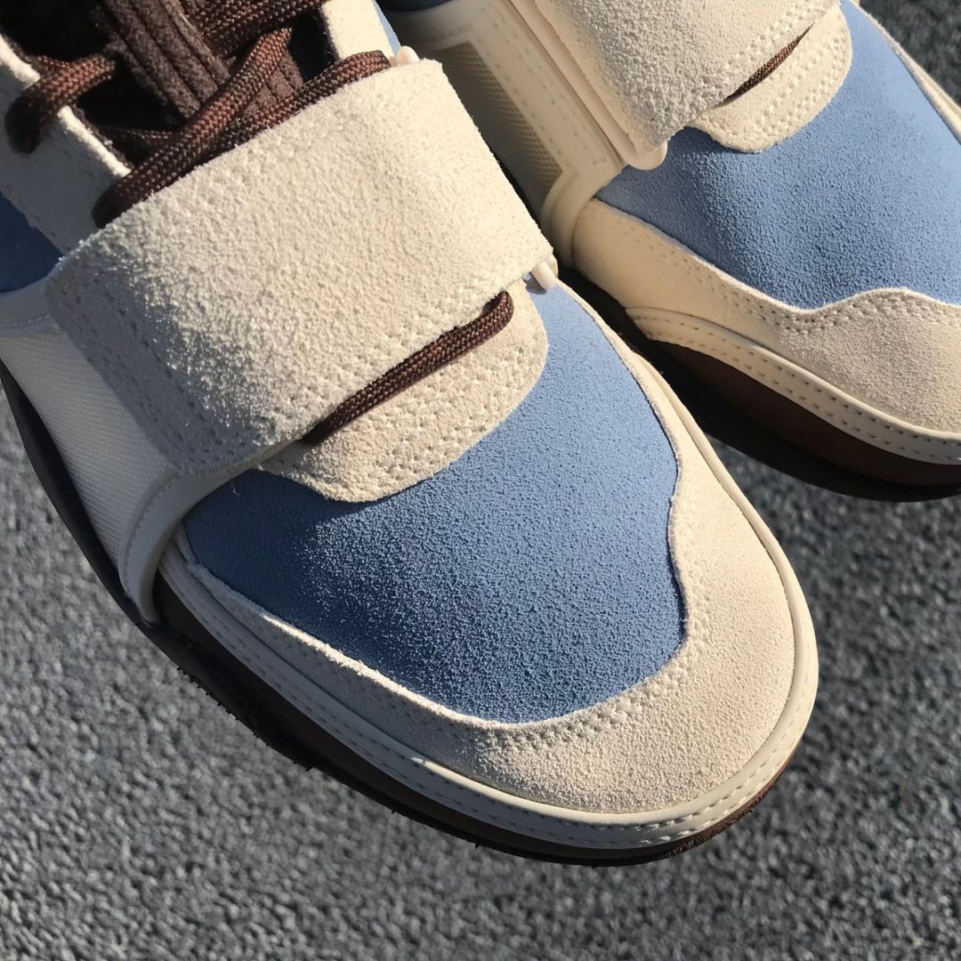 【2025年 春 発売予定】Travis Scott × NIKE ZOOM FIELD JAXX “Leche Blue” (トラビス・スコット ナイキ ズーム フィールド ジャックス “レチェブルー”) [HQ3072-400]