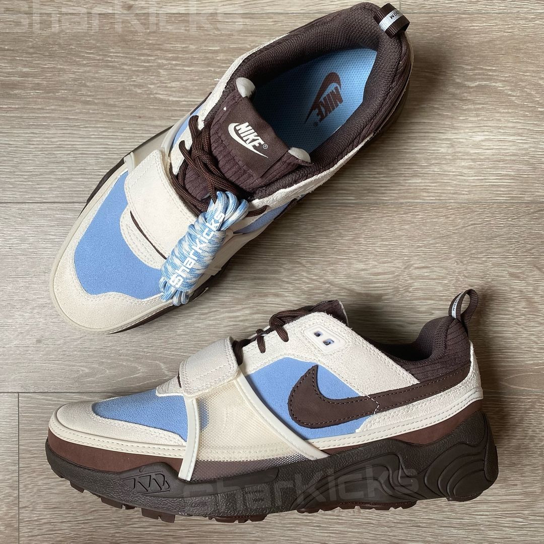 【2025年 春 発売予定】Travis Scott × NIKE ZOOM FIELD JAXX “Leche Blue” (トラビス・スコット ナイキ ズーム フィールド ジャックス “レチェブルー”) [HQ3072-400]