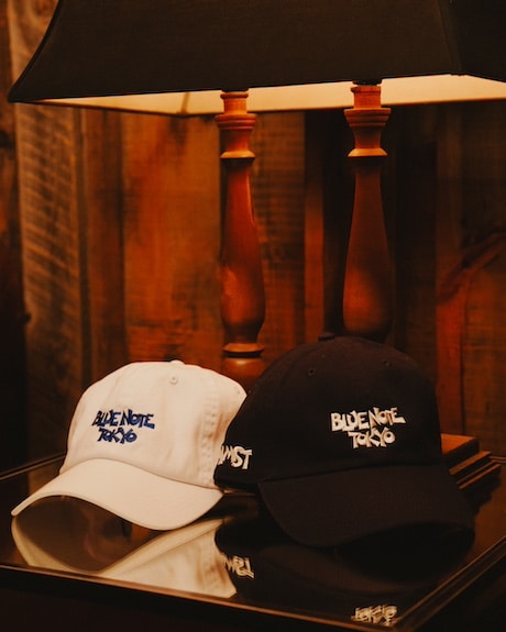 ジャズからインスパイアされた Blue Note Tokyo & BOOKWORKS × BEAMS T “Three The Jazz Way” コレクションが2024年 7/14 発売 (ブルーノート東京 ビームス)