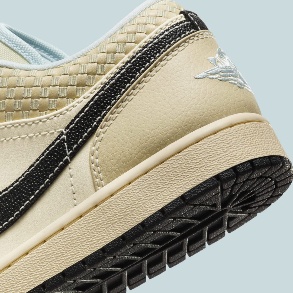 【国内 2024年 9/6 発売】NIKE AIR JORDAN 1 LOW “Coconut Milk/Glacier Blue” (ナイキ エア ジョーダン 1 ロー “ココナッツミルク/グレーシャーブルー”) [HQ3437-101]