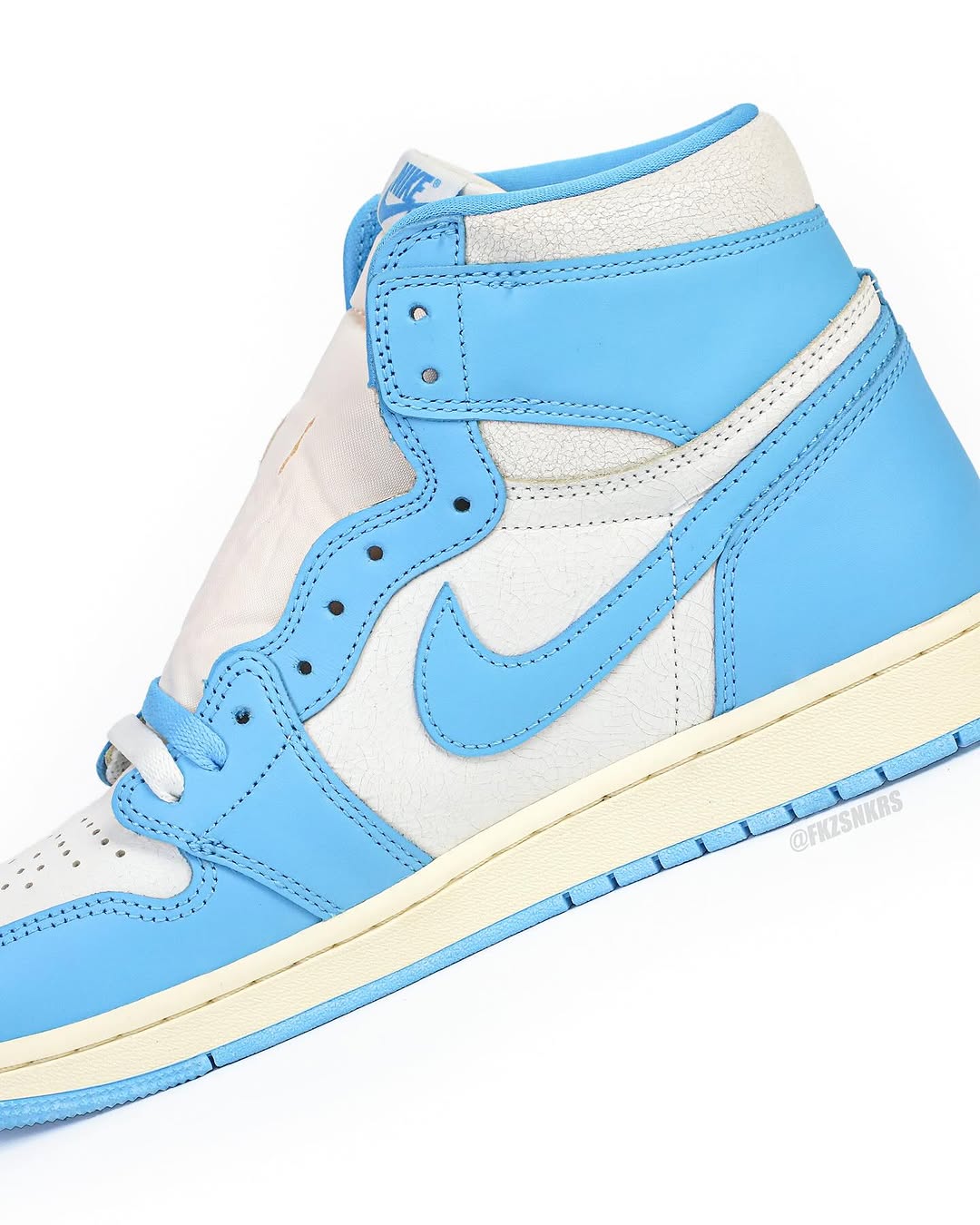 【2025年 5/10 発売予定】NIKE AIR JORDAN 1 HIGH OG “UNC Reimagined” (ナイキ エア ジョーダン 1 ハイ OG “ユーエヌシー リイマジンド”) [DZ5485-402]