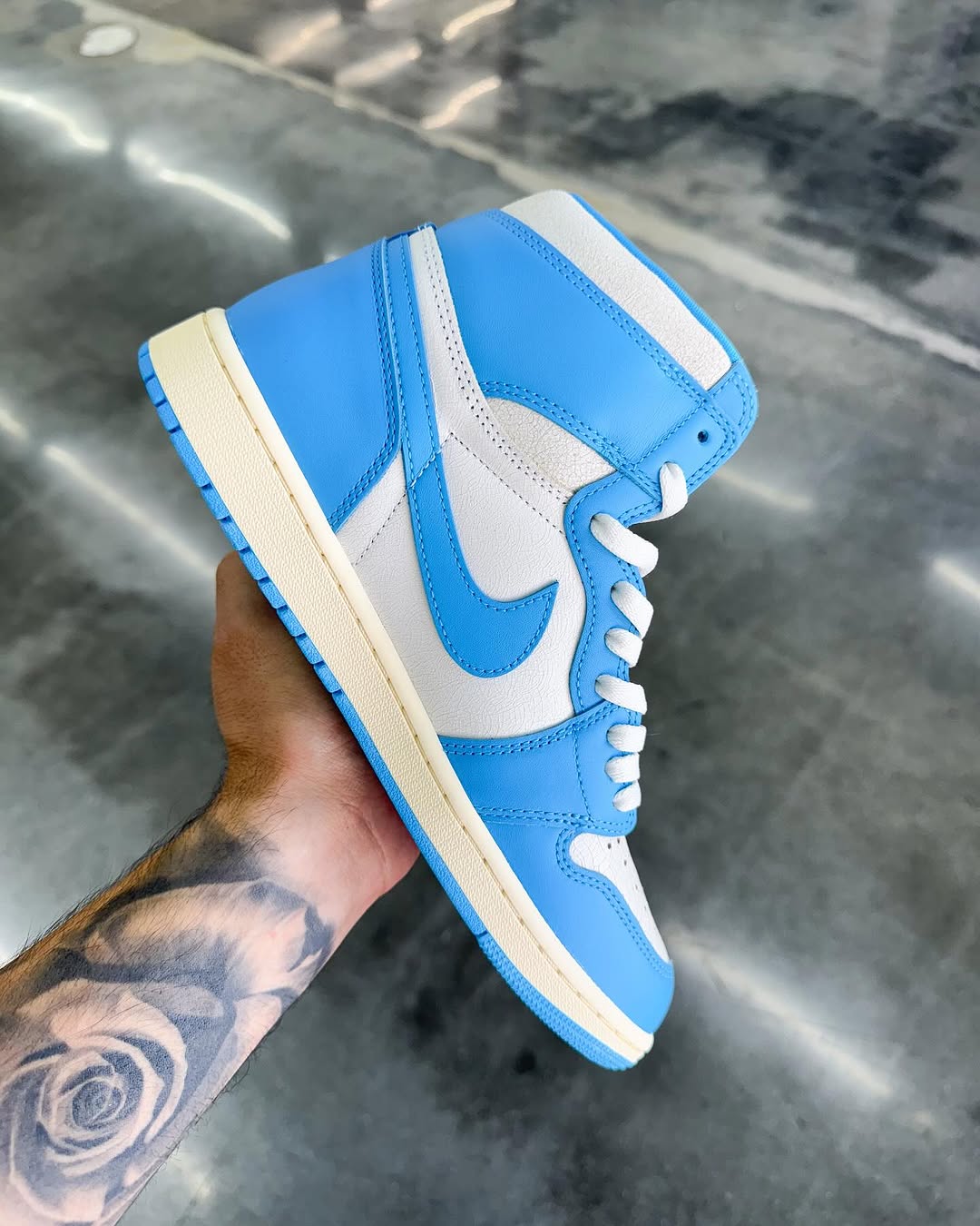 【2025年 5/10 発売予定】NIKE AIR JORDAN 1 HIGH OG “UNC Reimagined” (ナイキ エア ジョーダン 1 ハイ OG “ユーエヌシー リイマジンド”) [DZ5485-402]