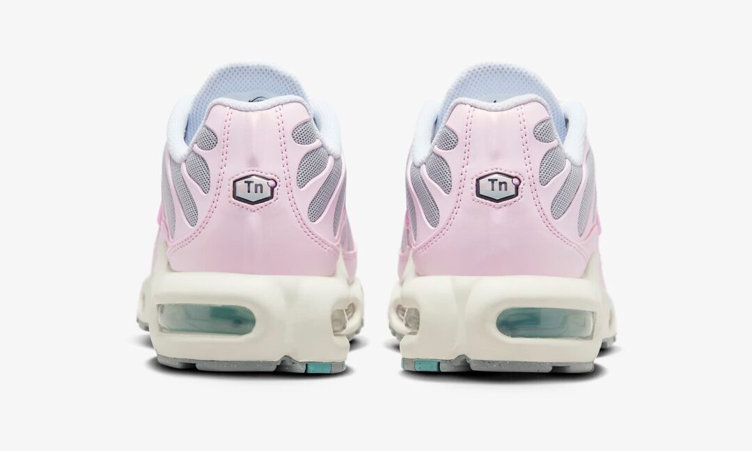 【2024年 発売】NIKE AIR MAX PLUS “Paw Print/Football Grey/Pink Foam” (ナイキ エア マックス プラス “パウプリント/フットボールグレー/ピンクフォーム”) [HM3692-061]