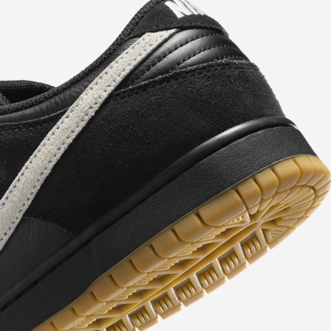 【2025年 1/11 発売】NIKE SB DUNK LOW PRO “Black Suede/White Suede” (ナイキ ダンク ロー プロ “ブラックスエード/ホワイトスエード”) [HF3704-003/HF3704-100]