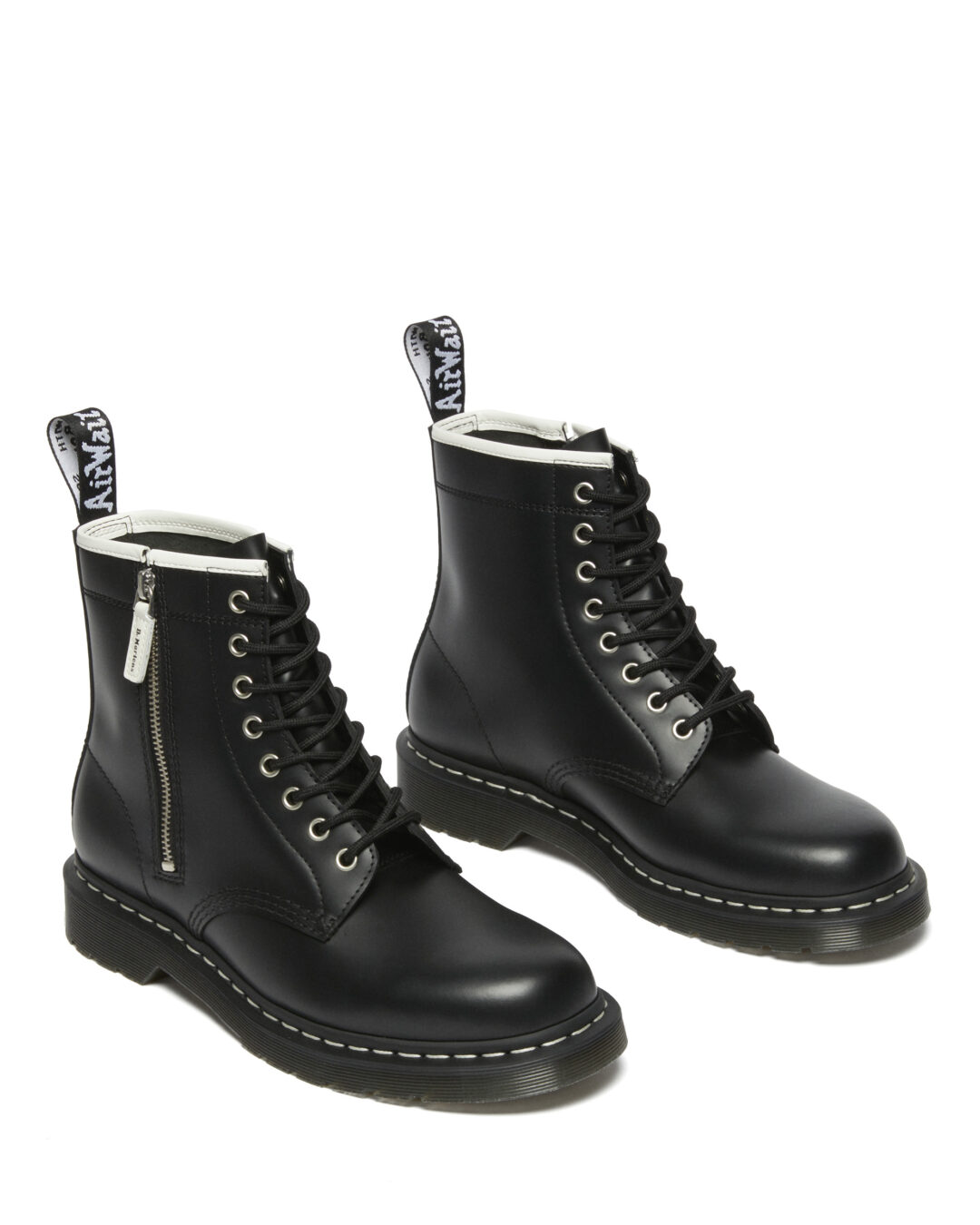 Dr. Martens から日本限定モデルを含む 秋の最新作「ホワイトステッチコレクション」が発売 (ドクターマーチン)