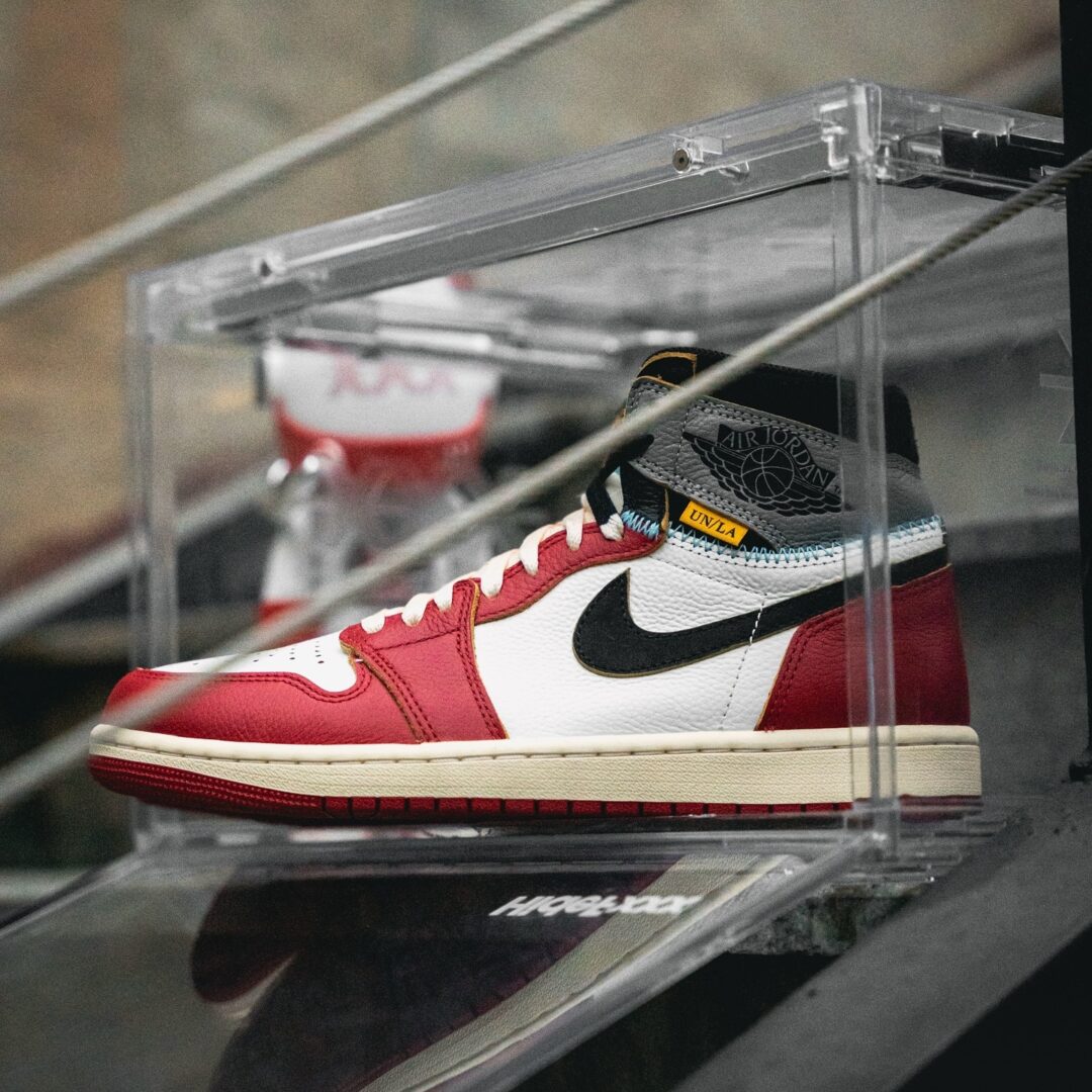 【2025年 2/12 発売予定】UNION × NIKE AIR JORDAN 1 RETRO HIGH OG SP GH “Varsity Red” (ユニオン ナイキ エア　ジョーダン レトロ ハイ “バーシティレッド”) [HV8563-600]