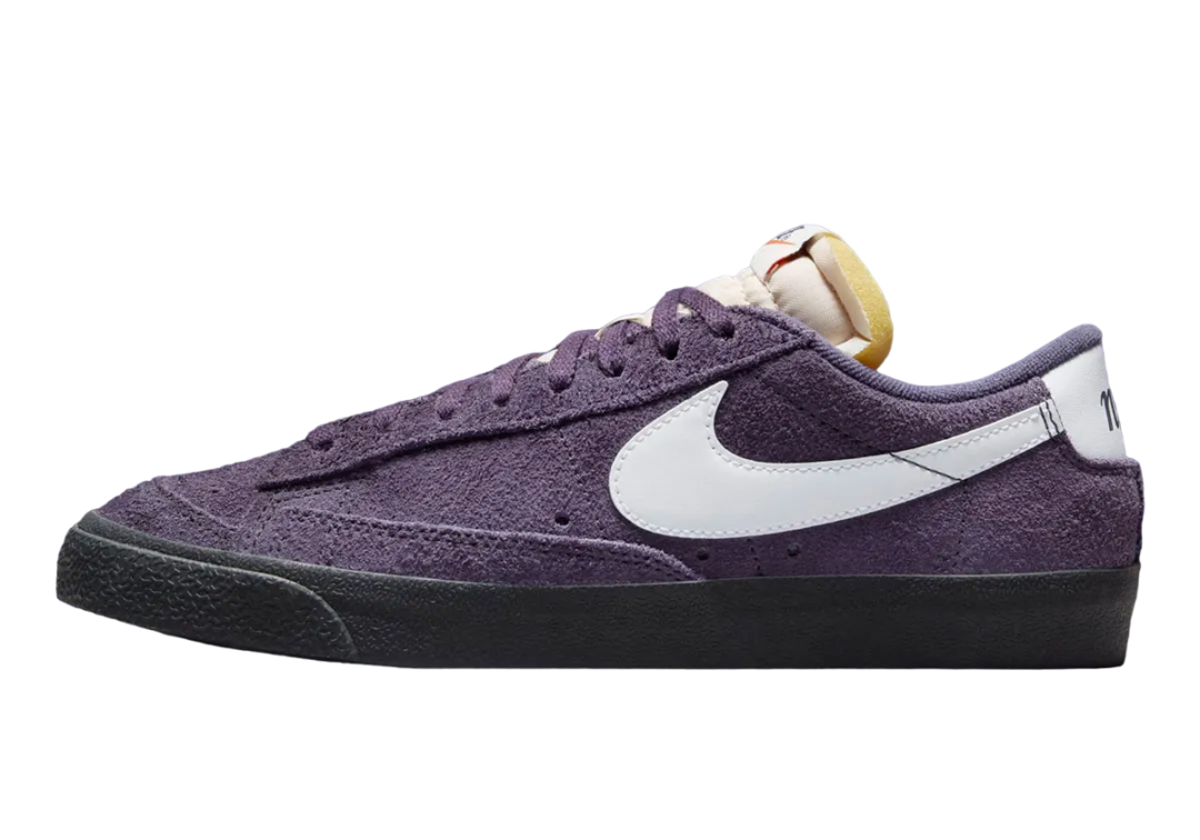 【2024年 11/4 発売】NIKE BLAZER LOW 77 VINTAGE “Purple Suede” (ナイキ ブレーザー ロー ビンテージ “パープルスエード”) [FQ8060-500]