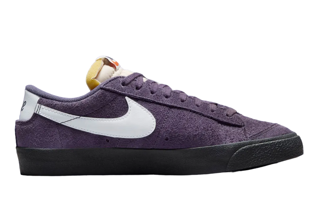 【2024年 9月 発売予定】NIKE BLAZER LOW 77 VINTAGE “Purple Suede” (ナイキ ブレーザー ロー ビンテージ “パープルスエード”) [FQ8060-500]