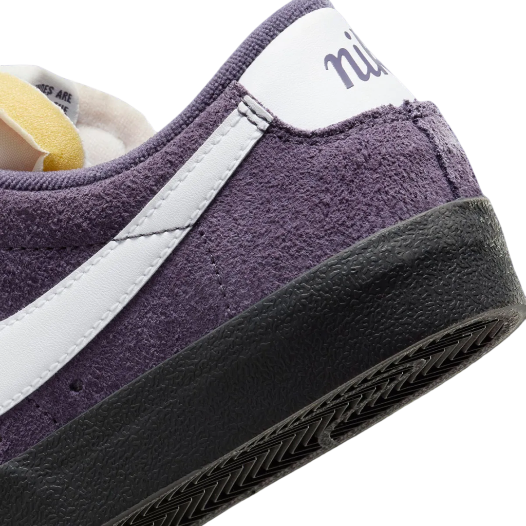 【2024年 9月 発売予定】NIKE BLAZER LOW 77 VINTAGE “Purple Suede” (ナイキ ブレーザー ロー ビンテージ “パープルスエード”) [FQ8060-500]