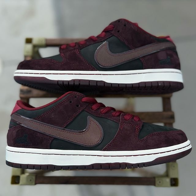 【2025年 1月 発売予定】Riot Skateshop × NIKE SB DUNK LOW (ライオットスケートショップ ナイキ ダンク ロー) [FZ1289-200]