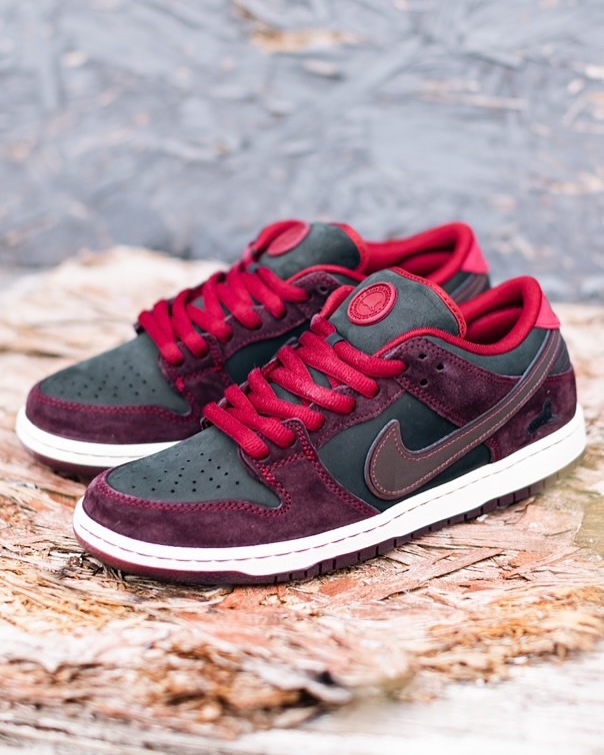 【国内 2025年 1/22 & 1/24 発売】Riot Skateshop × NIKE SB DUNK LOW (ライオットスケートショップ ナイキ ダンク ロー) [FZ1289-200]