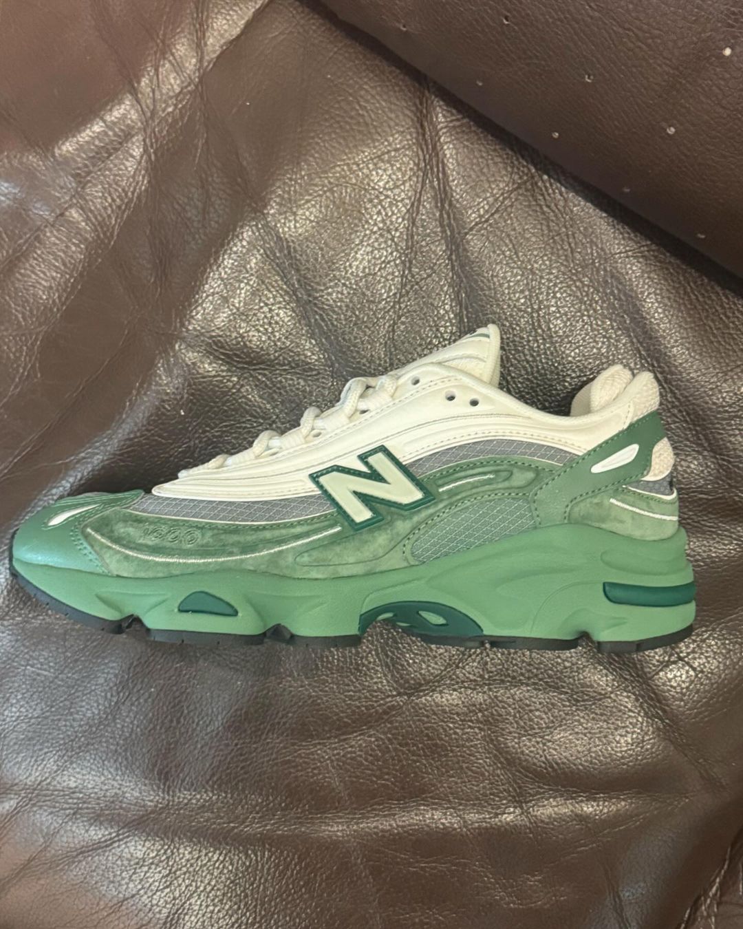 【2024年 発売予定】New Balance M1000 “White/Green” (ニューバランス)