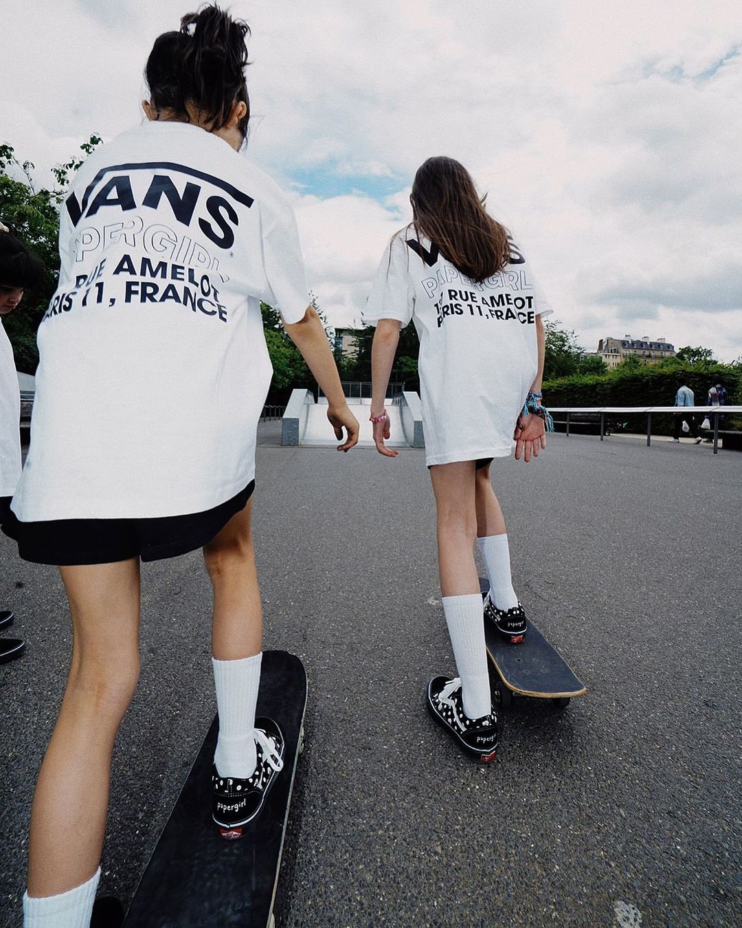 【2024年 7/20 & 7/23 発売】papergirl × VANS 2024 OLDSKOOL/AUTHENTIC (ペーパーガール バンズ 2024年)