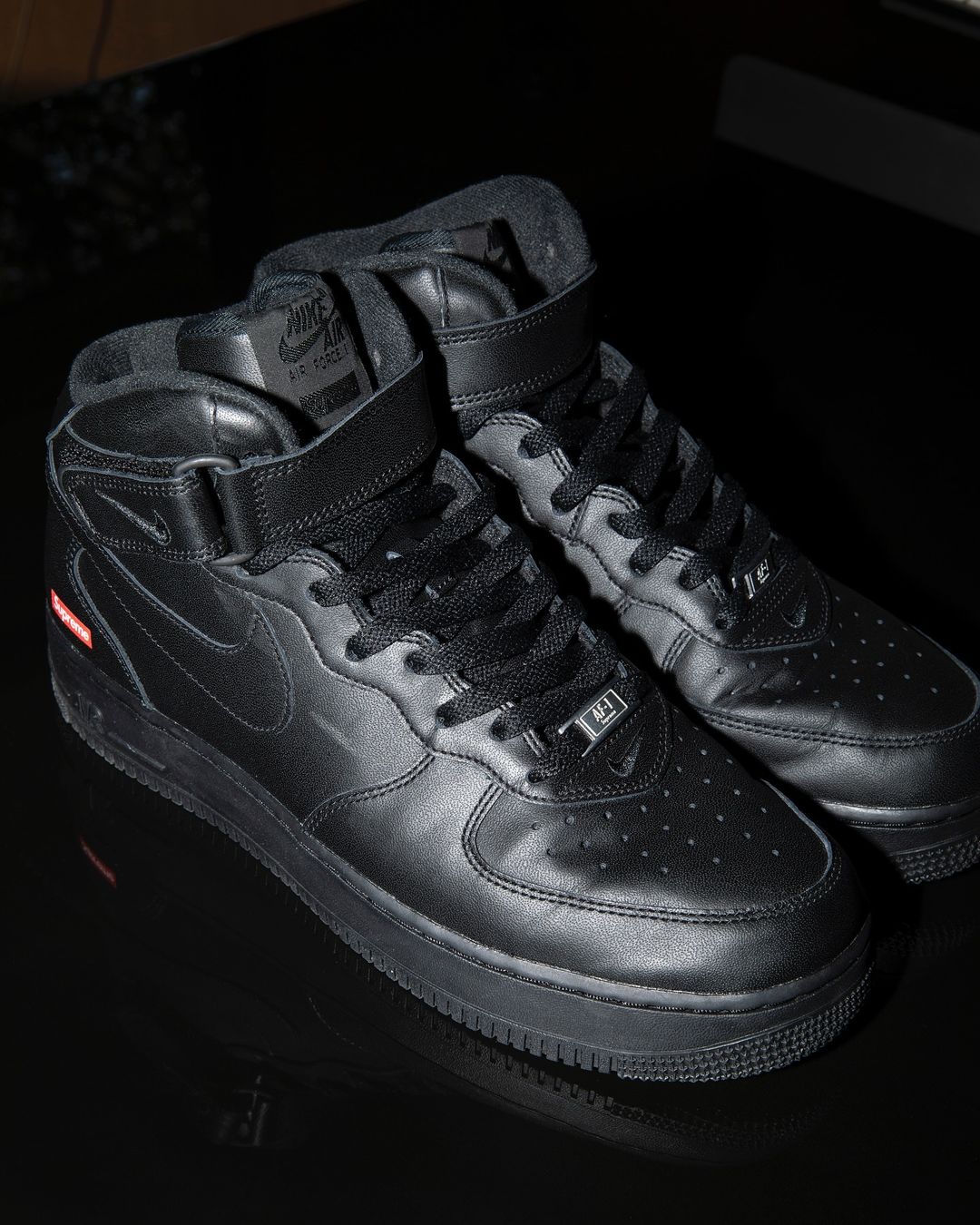 【2024年 8/31 発売】SUPREME × NIKE AIR FORCE 1 MID (シュプリーム ナイキ エア フォース 1 ミッド) [FZ8784-001/FZ8784-100]